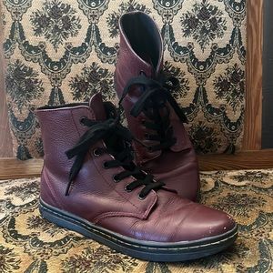 Dr Marten Womens Leyton Casual Boots- Oxblood.